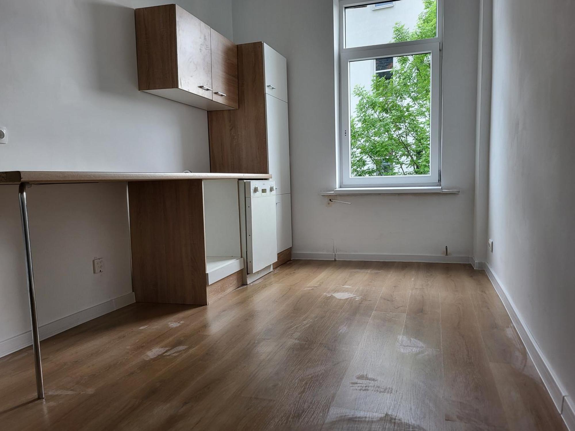 Volkshaus Hbf Wg & Serviced Apartments 치타우 외부 사진